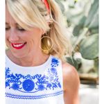 J.Crew Blue & White Linen Blend Embroidered Sleeveless Blouse Size 14 Photo 1