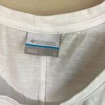Columbia  large white tank top Photo 1