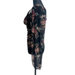 Lulus  Size Medium  Top Blouse Long Sleeve Floral Ruched Photo 3