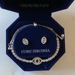NWT Cubic Zirconia Silver Bracelet and Earring Set Photo 2