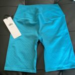 Alo Yoga Seamless High-Waist Ribbed Biker Short Photo 3