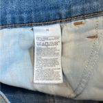 Old Navy light wash blue high rise jean denim shorts in size 10 Photo 3