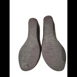 Yellow Box   Sz 7Slide Sandals Cowhide Tooled/Patterned Leather Wedges EUC ws7 Photo 2