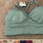 Halara NWT  sports bra S Photo 2
