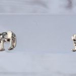 Vintage Stud Earrings Photo 0