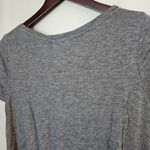 Old Navy  T-Shirt Gray Top Athleisure Casual Crewneck Neutral Photo 3