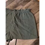 Universal Threads Green Shorts Woman’s Size Medium Photo 5
