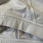 Lululemon Women Size 4 Sports Bra Grayish White Activewear 10-301P Photo 8