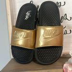 Nike  Gold Slide Sandals Womens 6 Photo 2