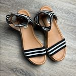 Steve Madden Elba Black and White Striped Platform Sandals Size 7.5 Photo 9