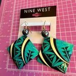 Nine West  diamond shape Geometric Green and Black drop Earrings lightweight Photo 0