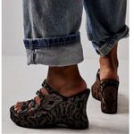 Free People Huffman Buckle Black & Gold Leather Wedges Size 7 Photo 1