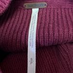 Free People  Red Maroon Long Sleeve Ribbed Knit Mock Neck Sweater Top Size S Photo 2