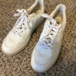 VEJA  Sneakers Photo 2