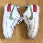 Nike White and Green Athletic Shoes low shadow Jade sea foam women’s size 9 Photo 2