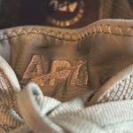 APL Lululemon Women’s  Techloom Phantom Olive Green Sz 10,5 VGUC Photo 1