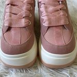 ASOS Women’s Dakota Skater trainers with oversized laces in blush size 5 Photo 3