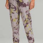 Lululemon Scuba High Rise Jogger Size 8 Photo 0