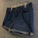 Old Navy  boyfriend shorts in size 14 Photo 2