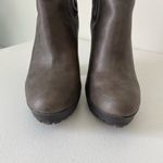 Candie's  women’s faux leather Chelsea‎ heeled ankle boots — size 9 Photo 1