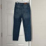 Madewell  The MomJean Mom Jeans Size 25 Ripped Knee Straight Ankle Photo 4
