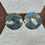 Blue hand painted round floral earrings Photo 3