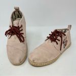 Toms Bota Floral Embroidered Suede Chukka Boots Pink Size 7 Photo 0