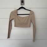 Princess Polly Women’s 6 Tan Ribbed Cropped Longsleeve Photo 3