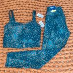 Old Navy High Waisted PowerSoft Pocket Leggings & PowerSoft Longline Sports Bra Photo 0