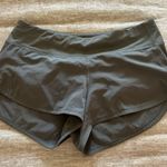 Lulu shorts Size 6 Photo 0