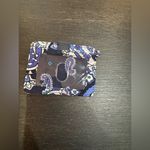 Vera Bradley Patterned Fabric  cardholder Photo 1