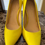 Jessica Simpson  Vibrant and beautiful Yellow Heels! Gently worn! Photo 0