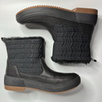 Merrell Haven Bluff Polar Waterproof Boots in Black Photo 6