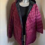 Women's Reversible Black and Maroon Quilted Hoodie Jacket Size XXL Photo 1