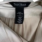 White House | Black Market WHBM Stretch Silk Women’s Blouse in Champagne size 6 Photo 7