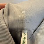 Halara  Grey Seamless Flow Leggings L 7/8 Length Butt Lift Shaping Activewear Photo 3