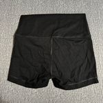 Everlane Perform Bike Shorts Photo 4