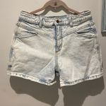 Universal Trend Shorts Size 8 Photo 1