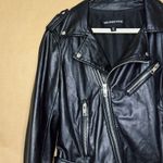 Who What Wear  Black Cropped Jacket Photo 1