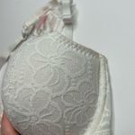 Victoria's Secret Pink White Lace Push-Up Bra small Photo 3