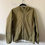 Salomon  Green Shell Windbreaker Zip Up Size M Photo 1