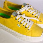 Carisma Low sun yellow knit sneaker Size 11 Photo 2