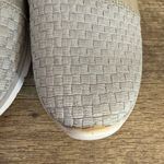 Tek Gear Slip On Comfort Casual Walking Shoes Women’s Size 6 Silver Woven Photo 5