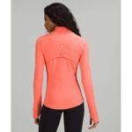 Lululemon NWT Define Jacket *Luon Size 4 Raspberry Cream RPCR Photo 4