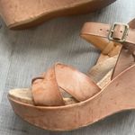 Kork-Ease  Women’s Sz 7 Tan Sandal Wedge Shoes Photo 1