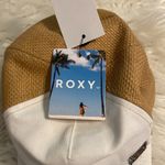 Roxy  White and Tan Cap brand new with tag Photo 2