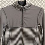 Kyodan ‎ gray striped activity pullover top Photo 4