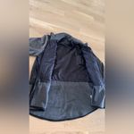 Athleta Fjord Hybrid PrimaLoft Jacket charcoal gray size small Photo 4