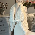 Me Jane  Cream Off White Sherpa Wrap Stole Faux Fur Vest Plush Womens XS Shrug Photo 4