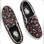 Vans • Asher Ditsy Floral Slip-On Sneakers Women Size 6.5 Mens Size 5 Cushion Photo 1